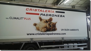 Nueva lona de camión para Cristalería Padronesa